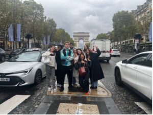 Musée contrefaçon est Champs Elysées